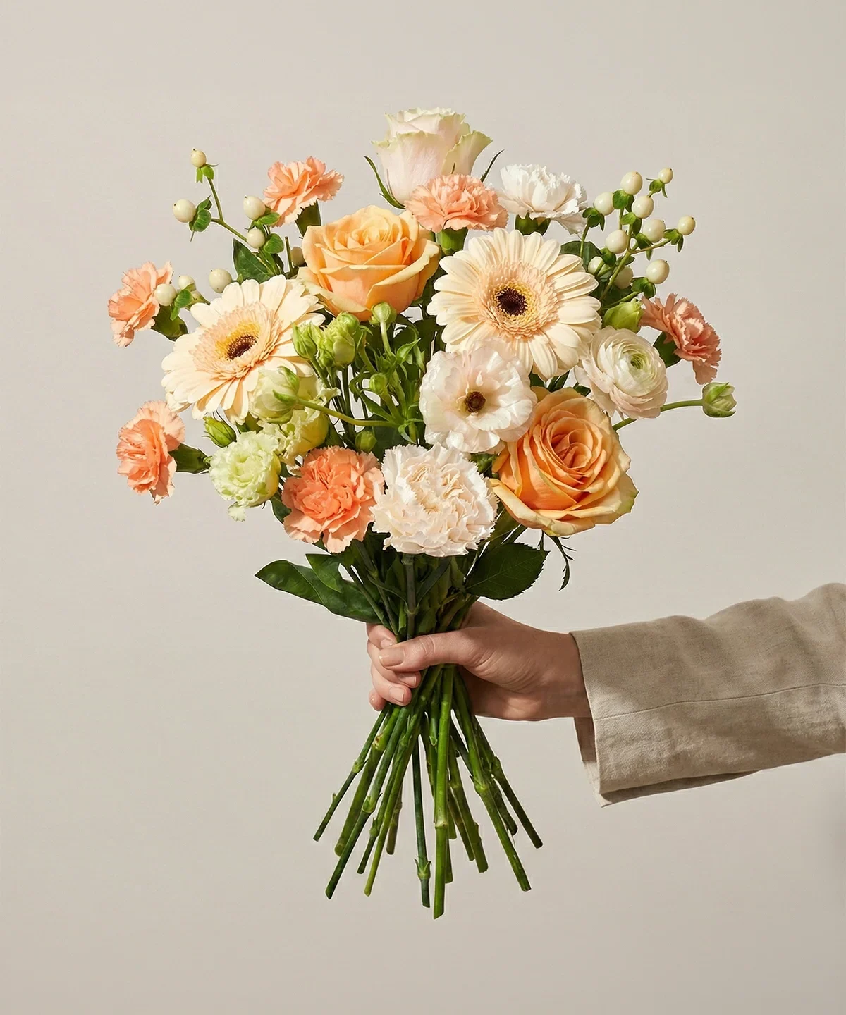 Specialbeställning blombukett med snittblommor från Nockebyhovs Blommor i Bromma, Stockholm.