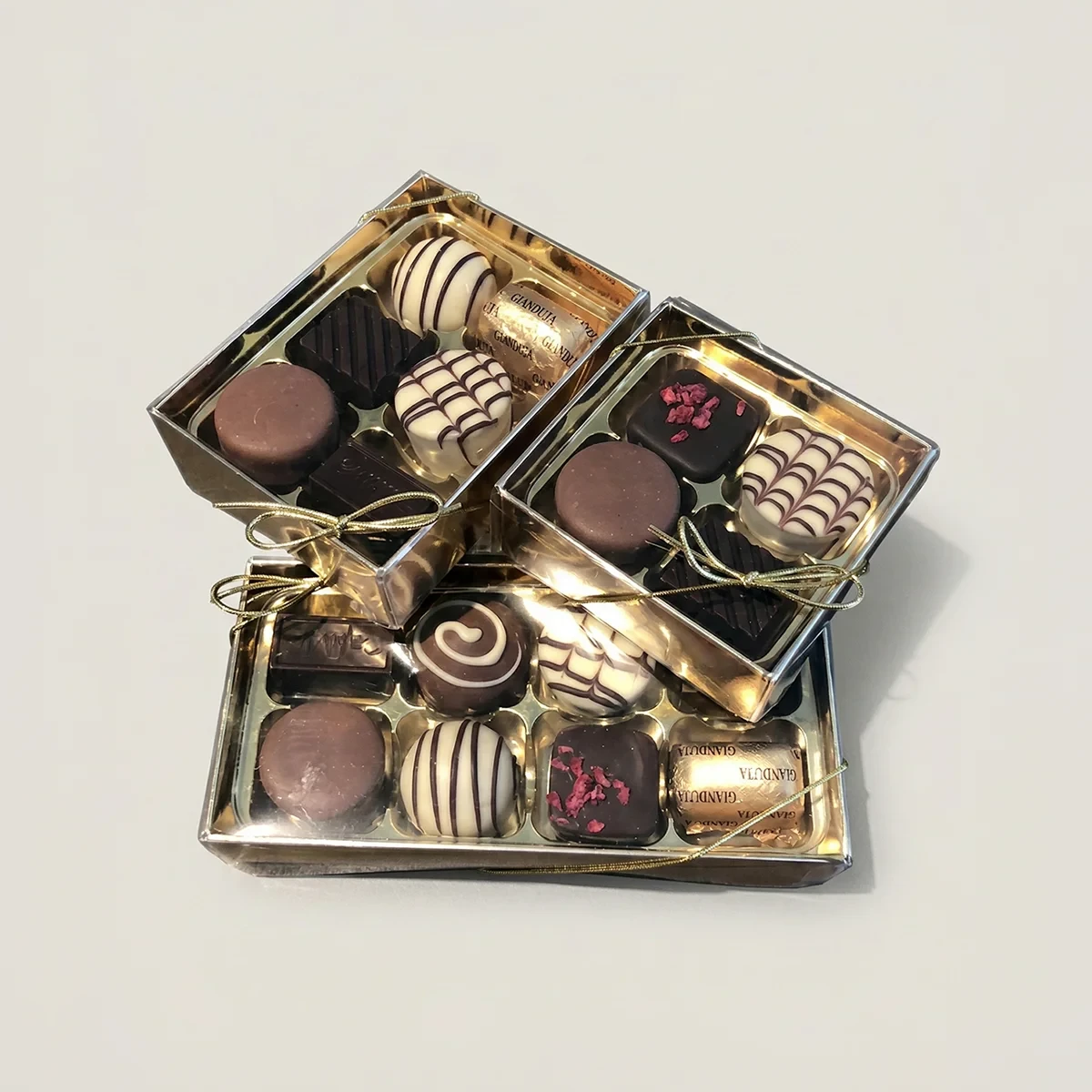 Belgiska praliner tillbehör blombukett